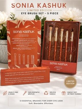 Sonia Kashuk Limited Edition 5 Piece Eye Brush Set NIB✨✨